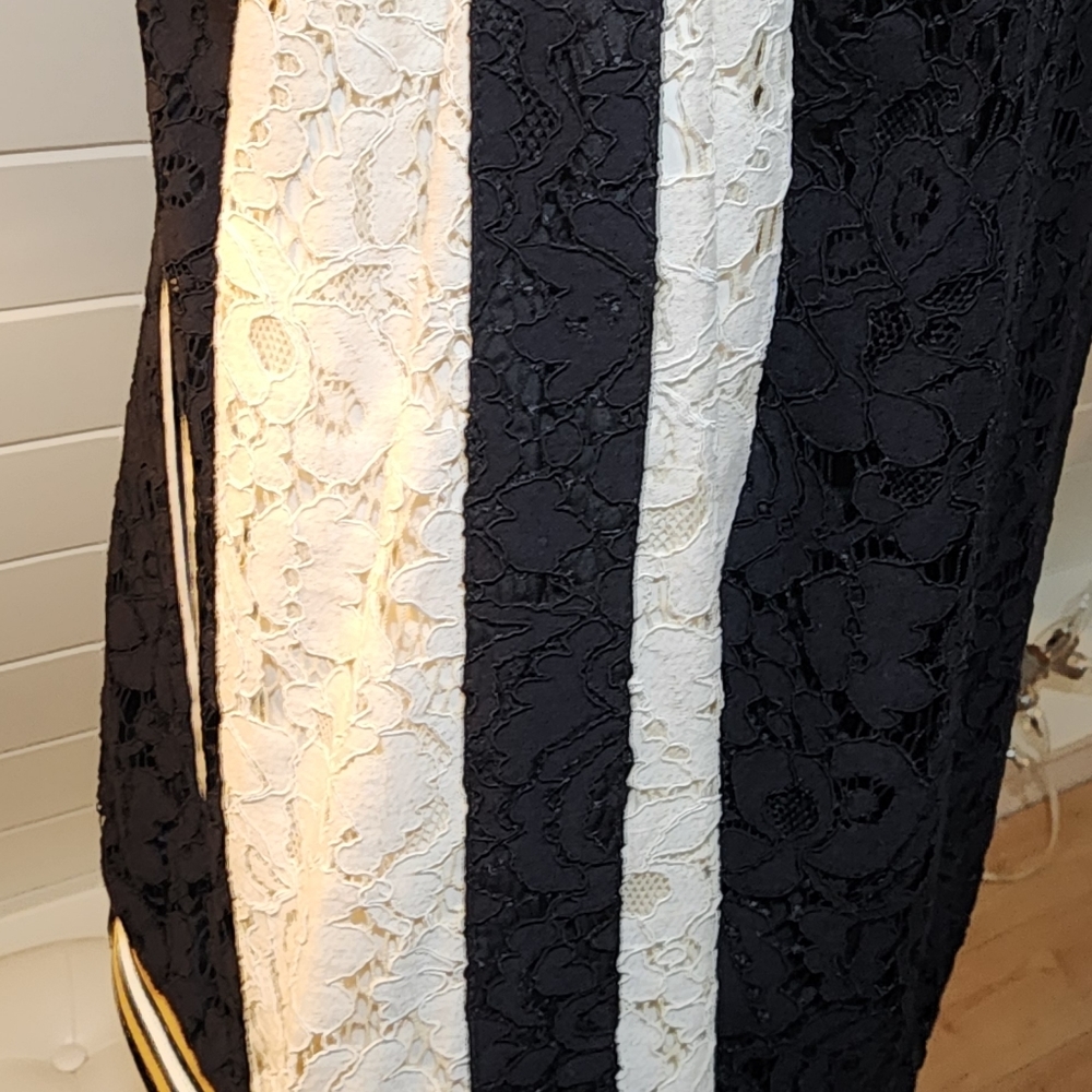 Lace Bomber Jacket - Picture 4 of 6